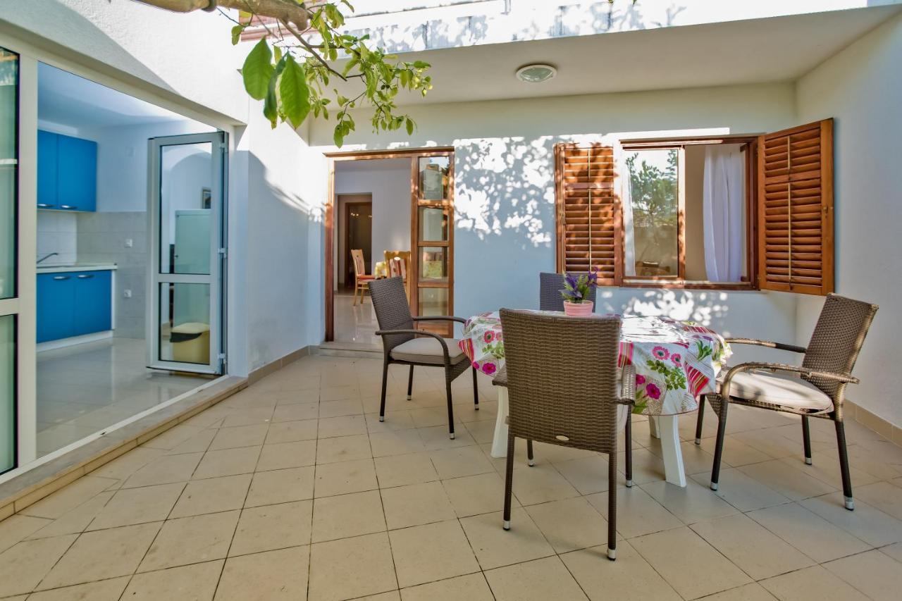 Villa Lucija Хвар Экстерьер фото