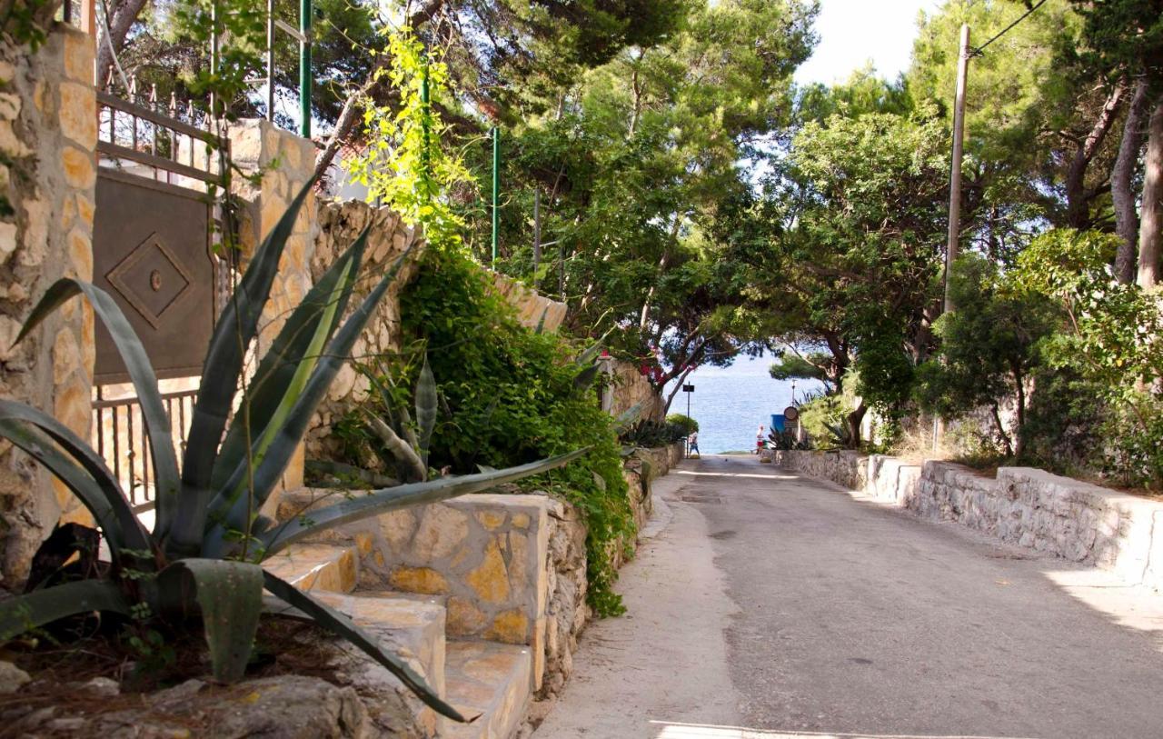 Villa Lucija Хвар Экстерьер фото
